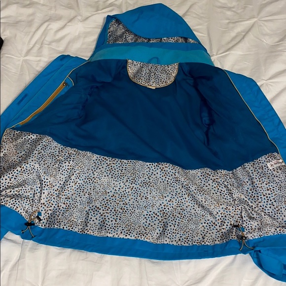 Blue raincoat - Picture 5 of 6